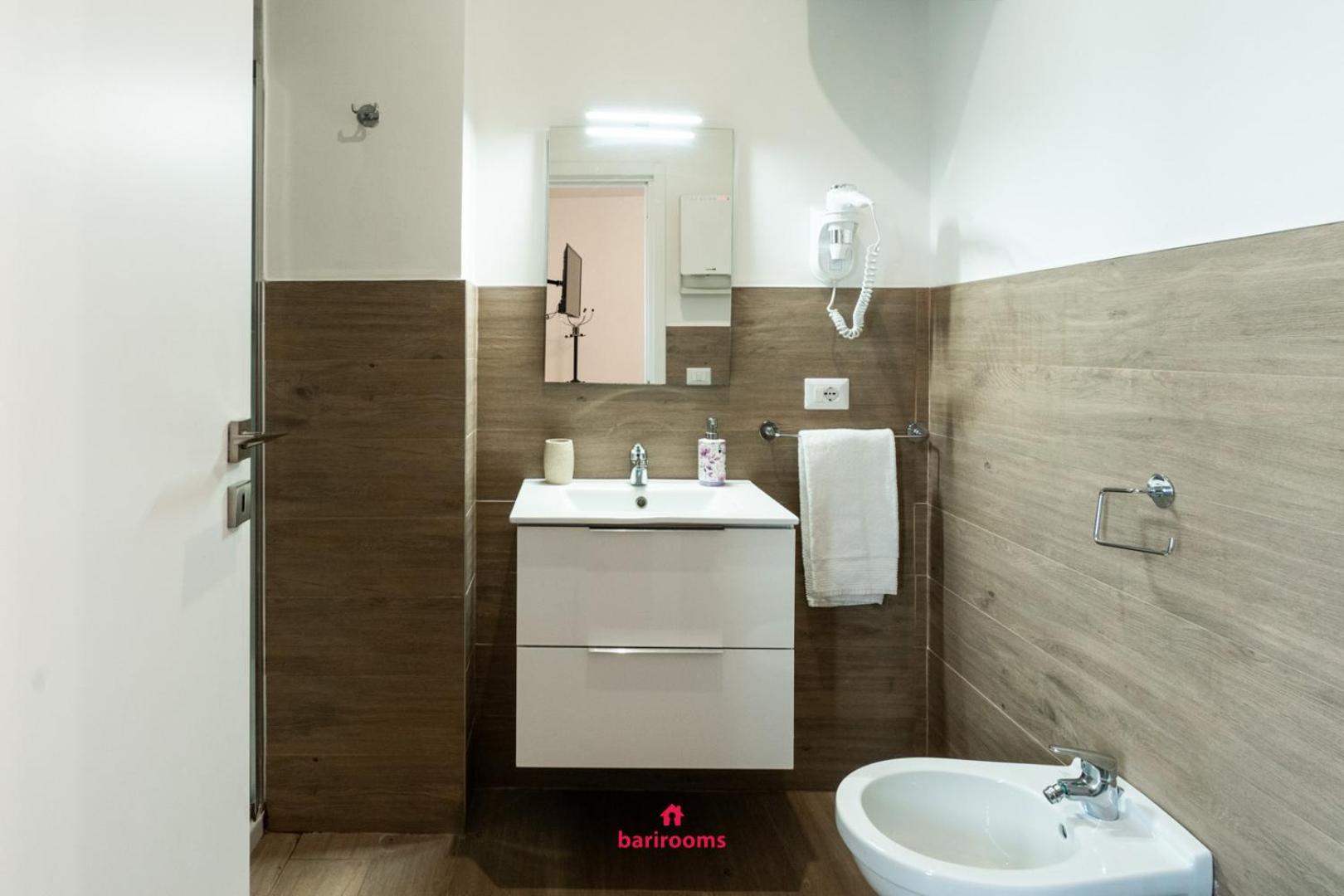 Barirooms - Melo Suites المظهر الخارجي الصورة